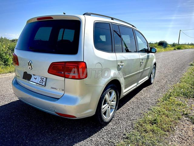 فولكس فاجن توران ديزل يدوية 2010 في مراكش - 2