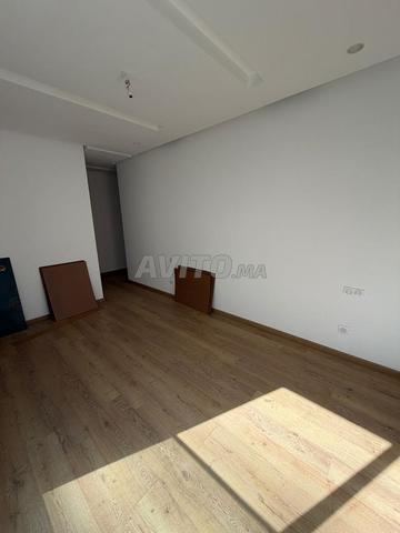 Appartement à louer 80 m² à Casablanca - 2