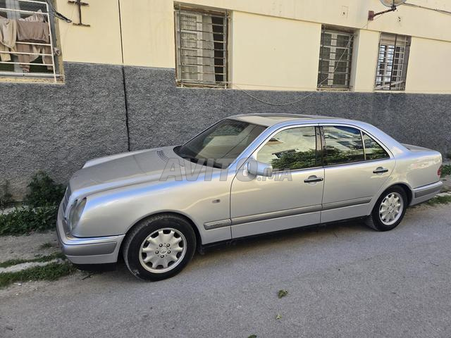 e220 modèle 1997 douane 2010 - 2