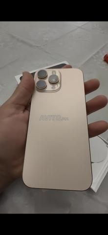 iPhone 16 Pro Max Gold 256 Go - 2