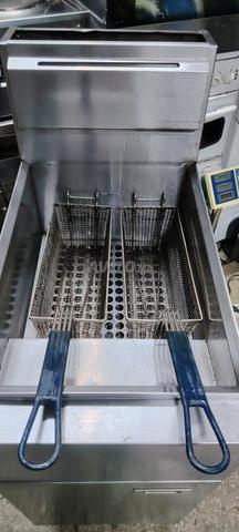 Friteuse à gaz professionnelle Italy - 2
