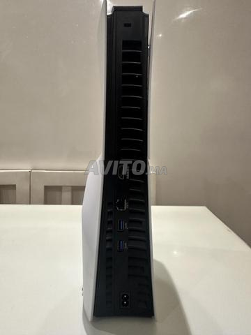 PS5 slim 1To avec lecteur disque très bon état - 2