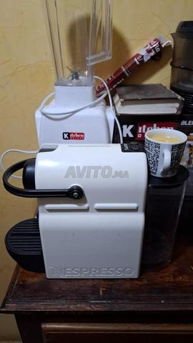 Machine à café à capsules Nespresso