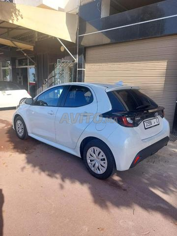 Toyota Yaris 2022 faible kilométrage Propre