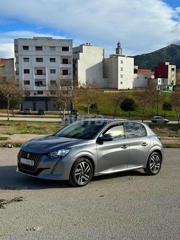 Peugeot 208 Allure Manuelle 2020 à Tétouan - 2