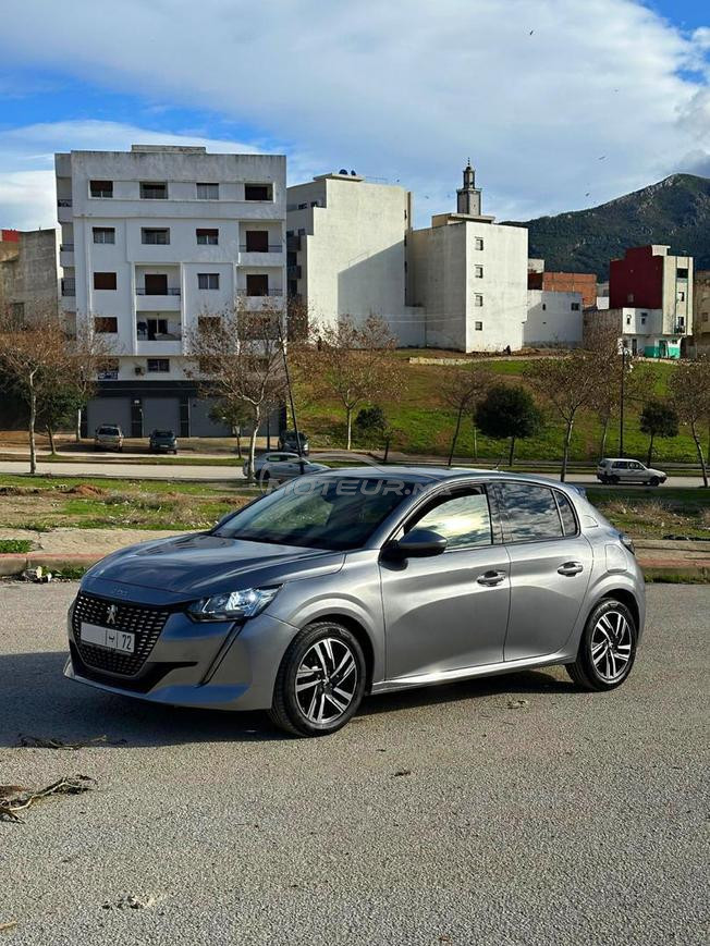 Peugeot 208 Allure  Manuelle 2020 à Tétouan