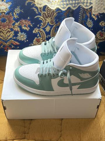 Nike Air Jordan 1 Mid Original (Neuf)