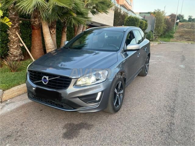 Volvo XC60 2017 première main peu roulée