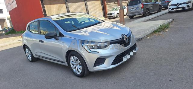 🚗 Renault Clio 5 à vendre – Modèle 2023