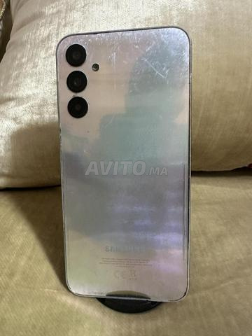 Samsung Galaxy A24