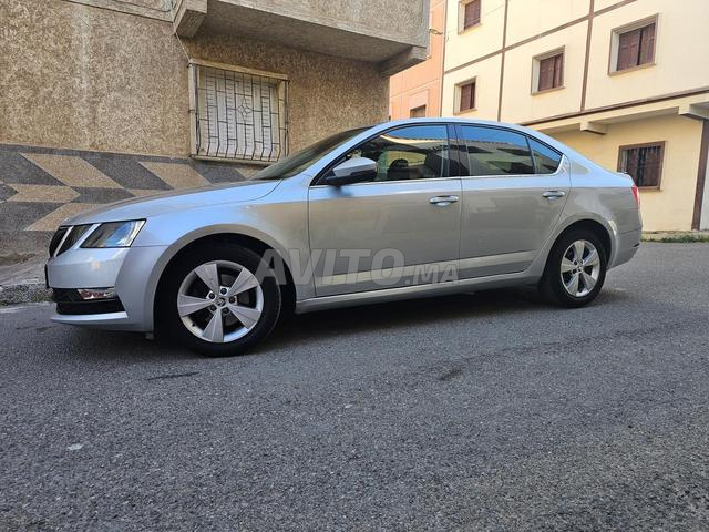 SKODA OCTAVIA - 2