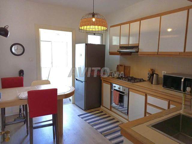 Location Appartement 4 pièces de 105 m2 à Casabl - image 4