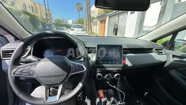 Renault Clio pratiquement neuve (-7500km) - 2