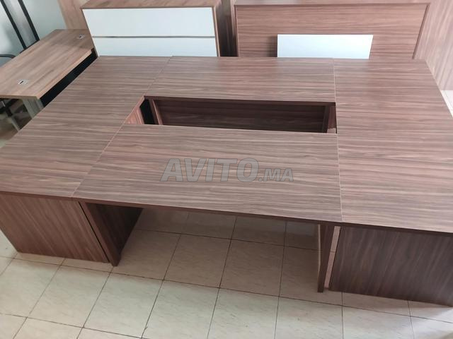 طاولات اجتماعات وكراسي - 2