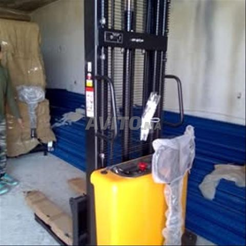 🔥 Gerbeur semi-électrique pas cher – bon état - 2