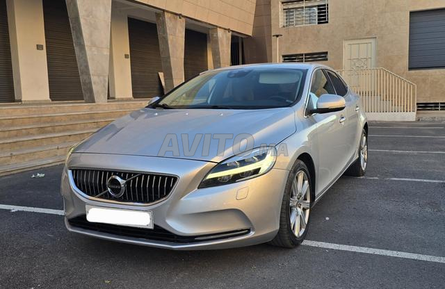 Volvo V40 inscription - 2