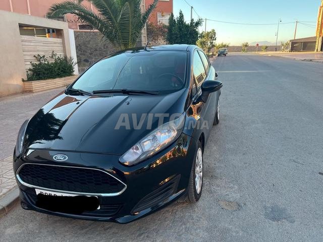 Ford Fiesta Diesel Manuelle 2018 à Guelmim - 2