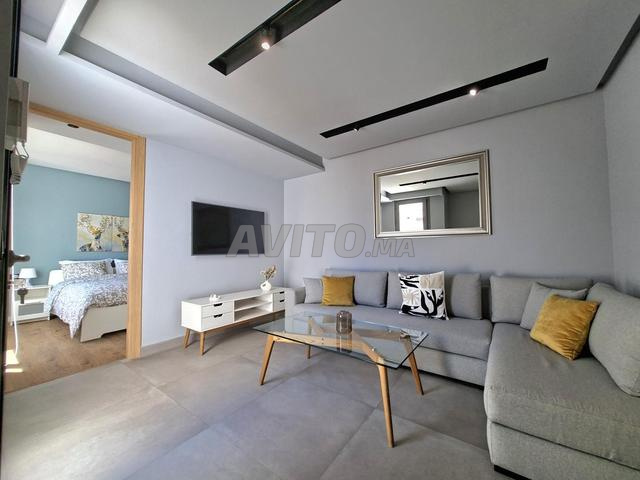 Joli Studio Meublé Terrasse à louer à Gauthier