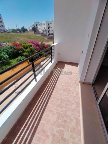 Bel appartement vide avec terrasse au centre ville - 2