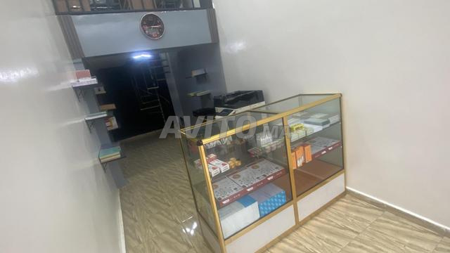 مكتب ومركز تصوير للإيجار إدارة