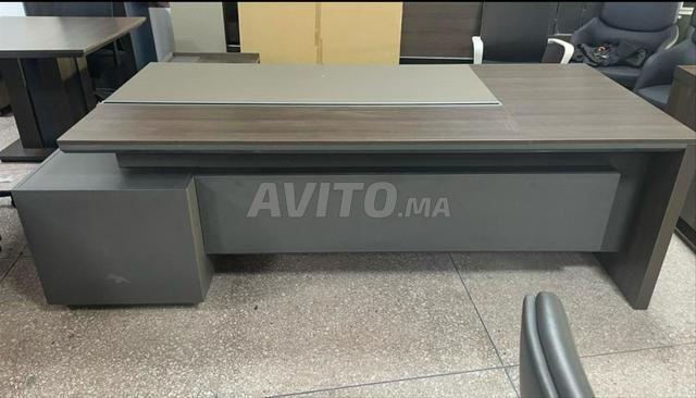 Bureau de Direction Moderne/vestiaire - 2