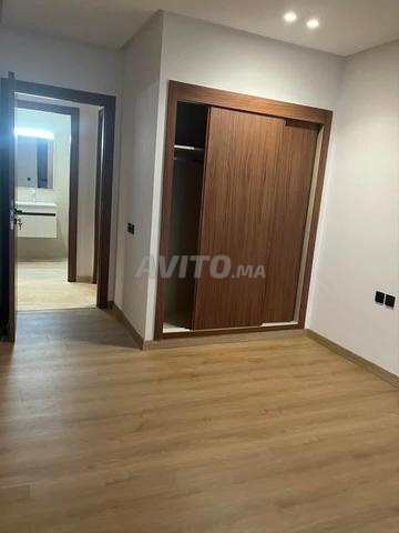 Appartement à louer 86 m² à Victoria Bouskoura - 2