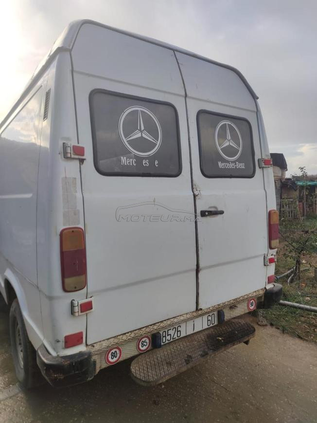 Mercedes 208