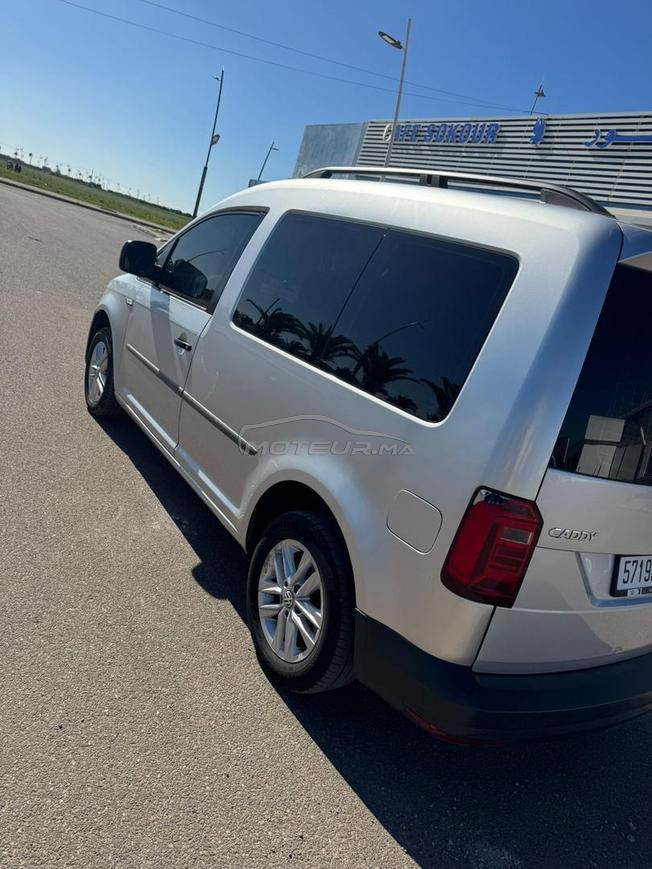 Volkswagen Caddy Diesel Manuelle 2019 à Zemamra