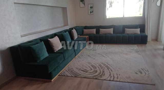 Grand salon en L et tapis à vendre 7500 dhs - 2