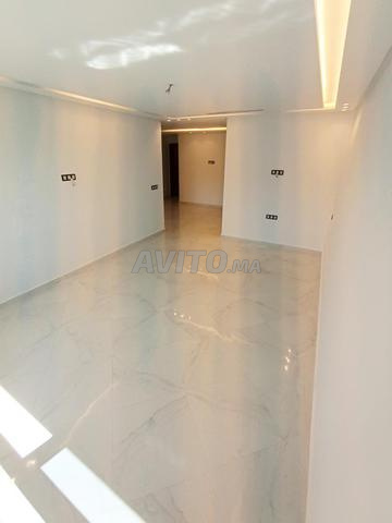 شقة فارغة للإيجار غرفتين في طنجة - 2