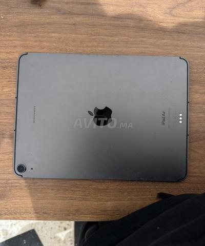 iPad Air M1 (5ème génération) - 2