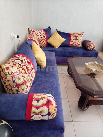 صالون حرف L مطرز - 2