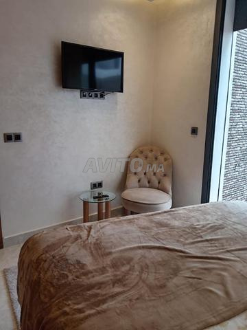 STUDIO MEUBLÉ MODERNE À LOUER SUR VAL FLEURI - image 4