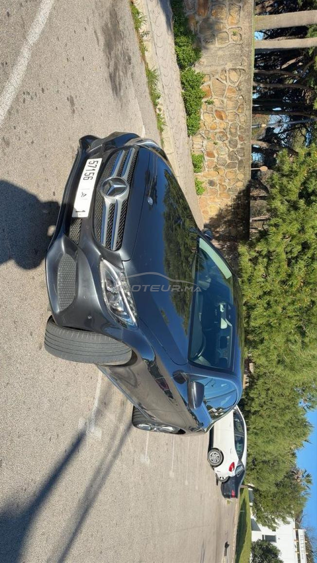 Mercedes-Benz 220 Diesel Automatique 2017 à Tanger