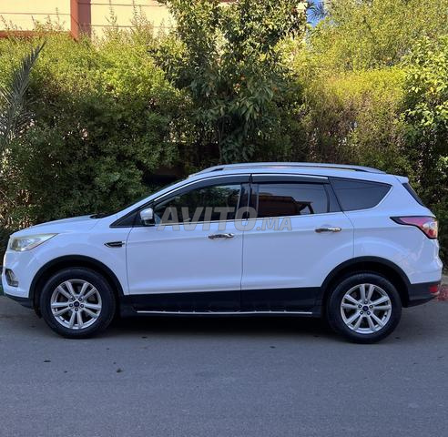 فورد كوجا 2017 BVA 2L 4x4 يدوي كامل الخيارات - 2