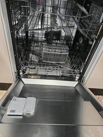 أواني صحون خالية من العيوب