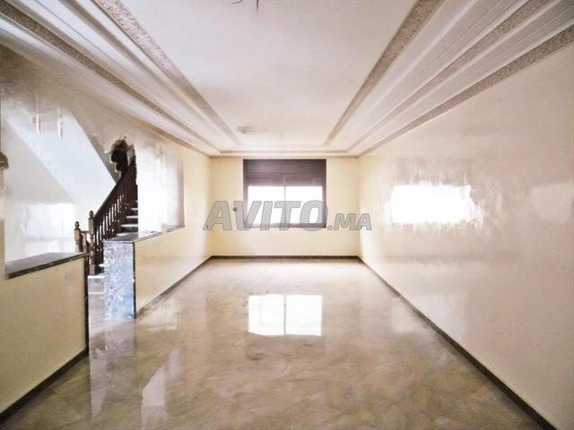 فيلا للبيع 316م² حي الشمس قرب مرجان - 2