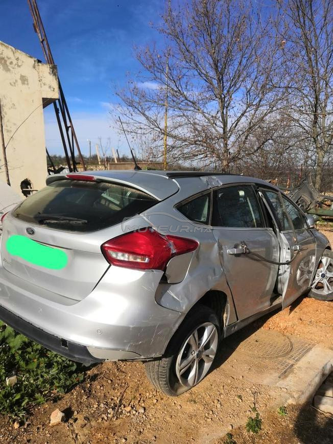épave ford focus diesel 