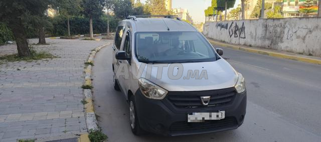 داسيا دوكر ديزل يدوية 2013 بالدار البيضاء