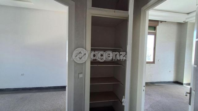 CMN-AS-1806 - مكتب للإيجار في بلفيدير - 2