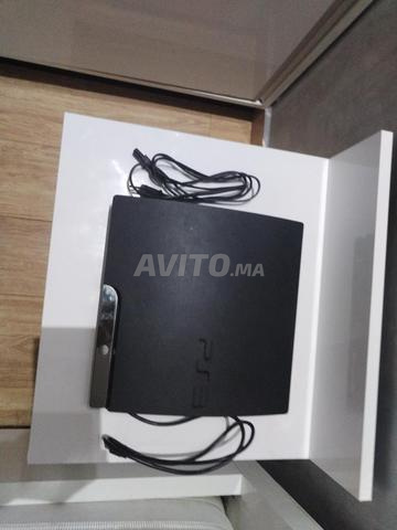 PlayStation 3 à vendre, fonctionne bien - 2