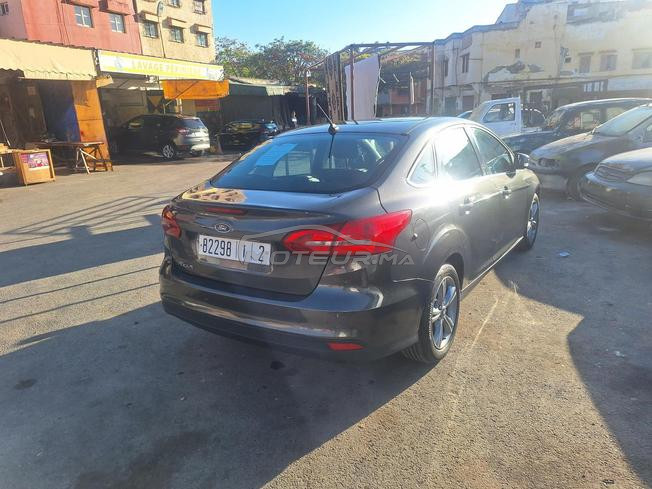 vente voiture Ford focus 