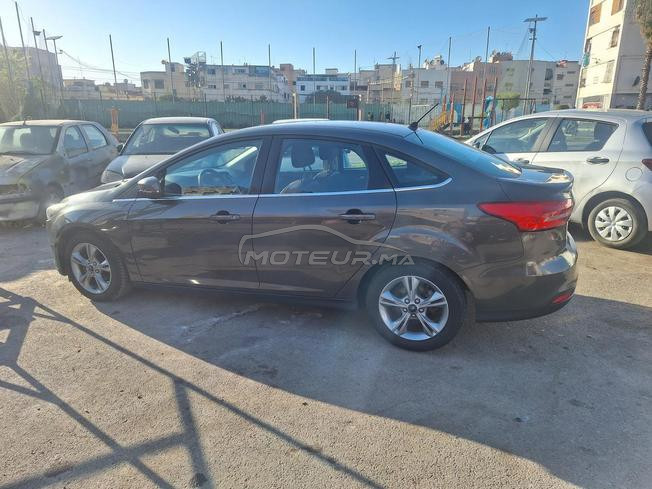 vente voiture Ford focus 