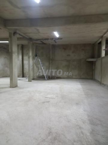 مستودع في موقع جيد وآمن