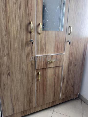 Nouvelle armoire à vêtements en bois - 2