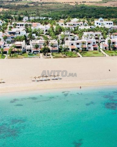 (W.0080) Villa Pied dans L'eau à Soumia Plage