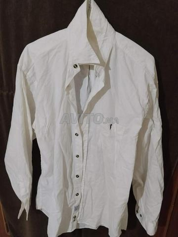 قميجة قطنية من الخارج