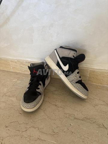 Air Jordan 1 Mid originale taille 38 bon état - 2