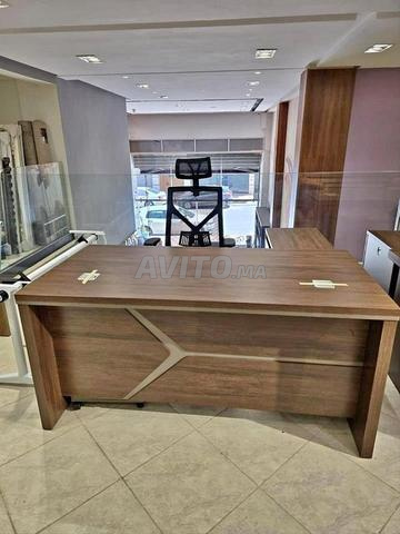 تجهيز كامل للمكاتب: مكاتب استقبال، كراسي، طاولات - 2