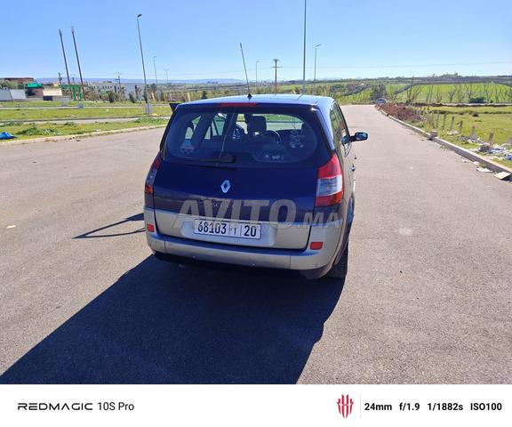 Renault Scenic - 2